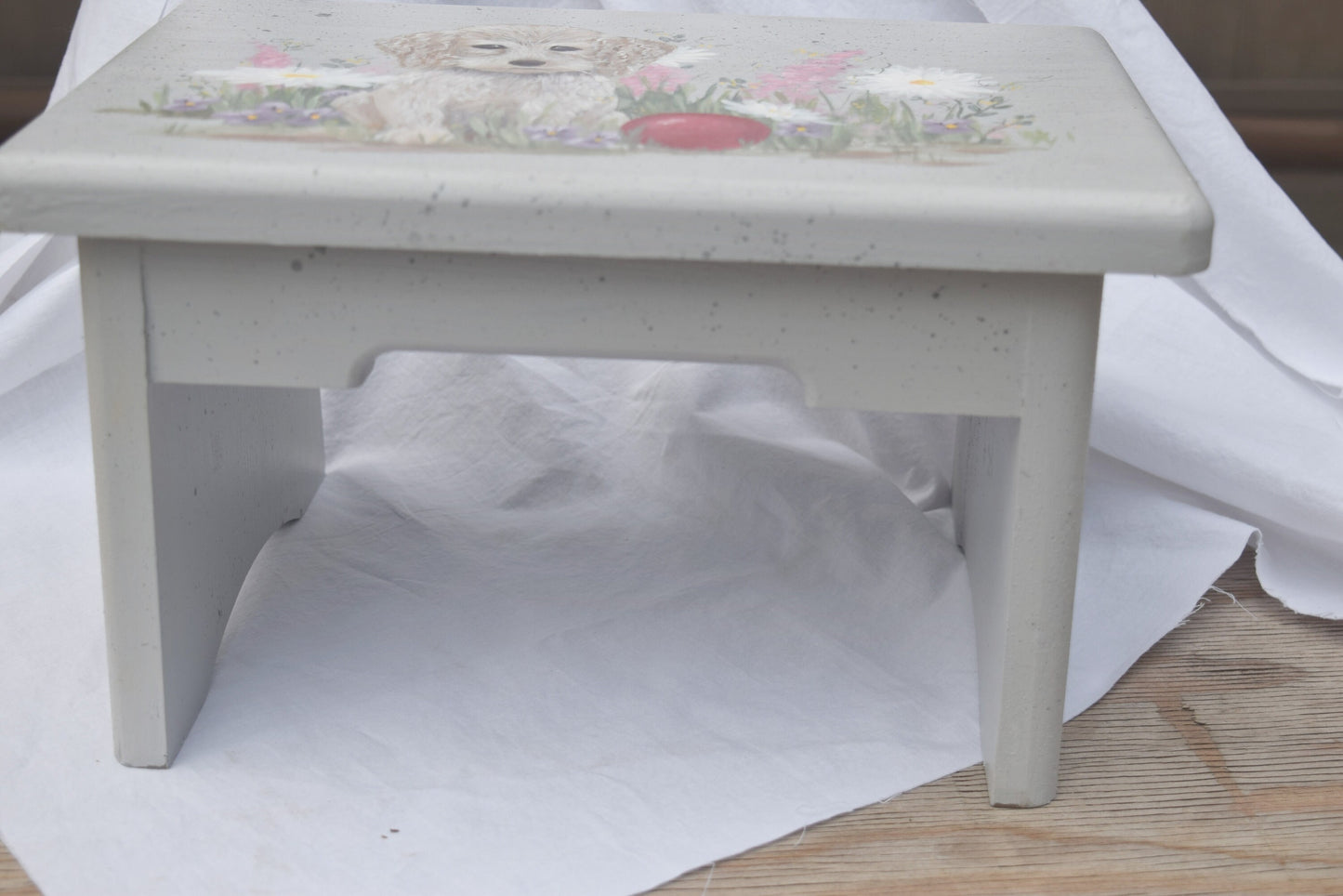 Spaniel and Flower Stool